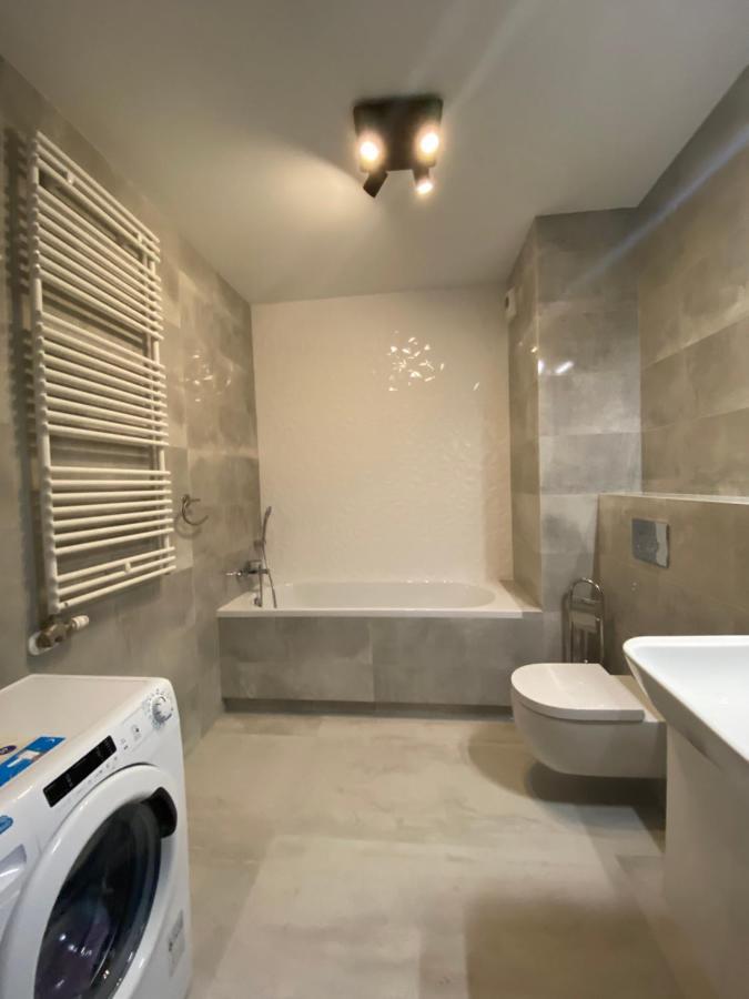 Apartamenty Fuzja - Komfortowe Mieszkania Blisko Centrum Lodzi Garaz Экстерьер фото