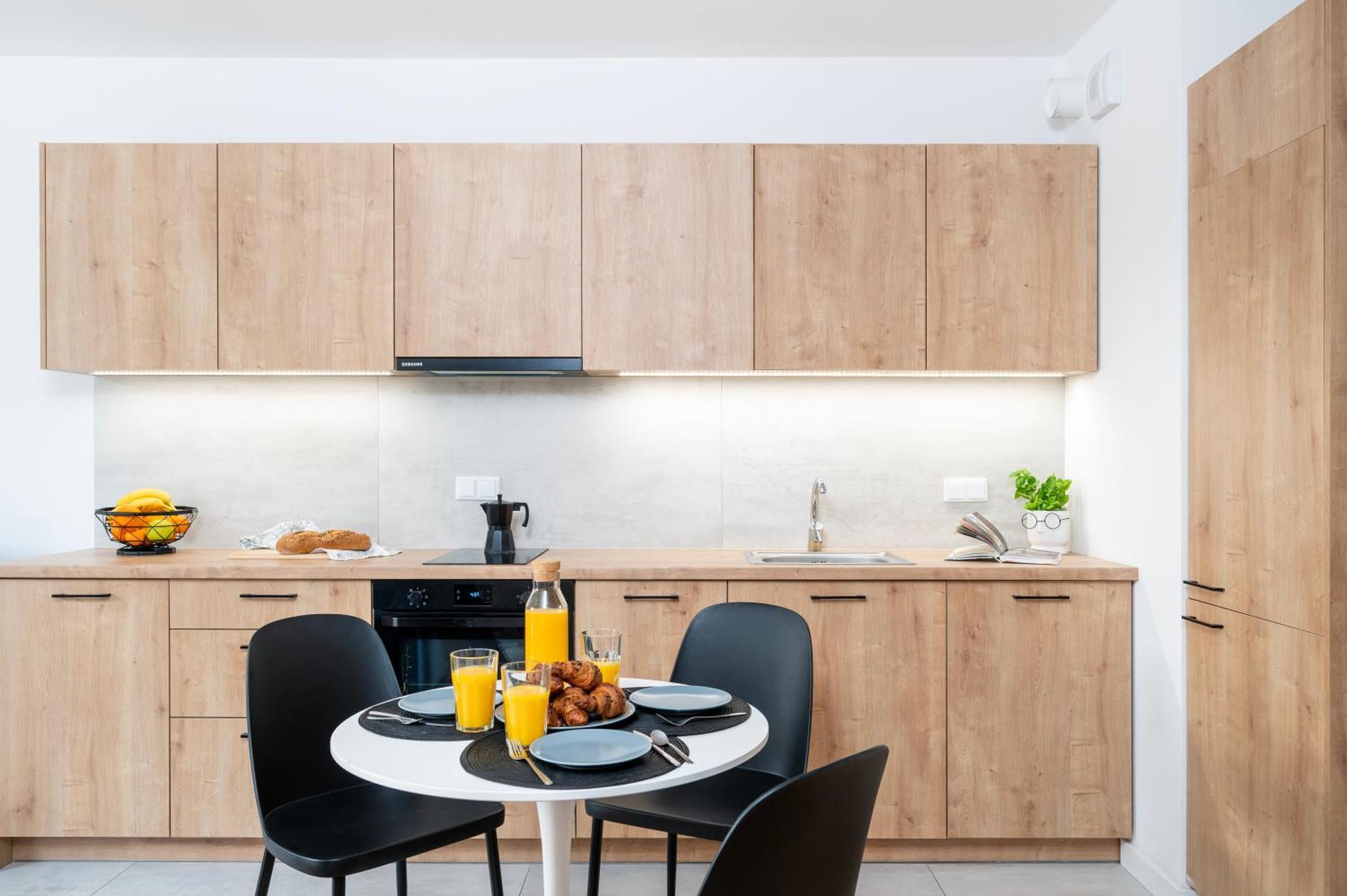 Apartamenty Fuzja - Komfortowe Mieszkania Blisko Centrum Lodzi Garaz Экстерьер фото