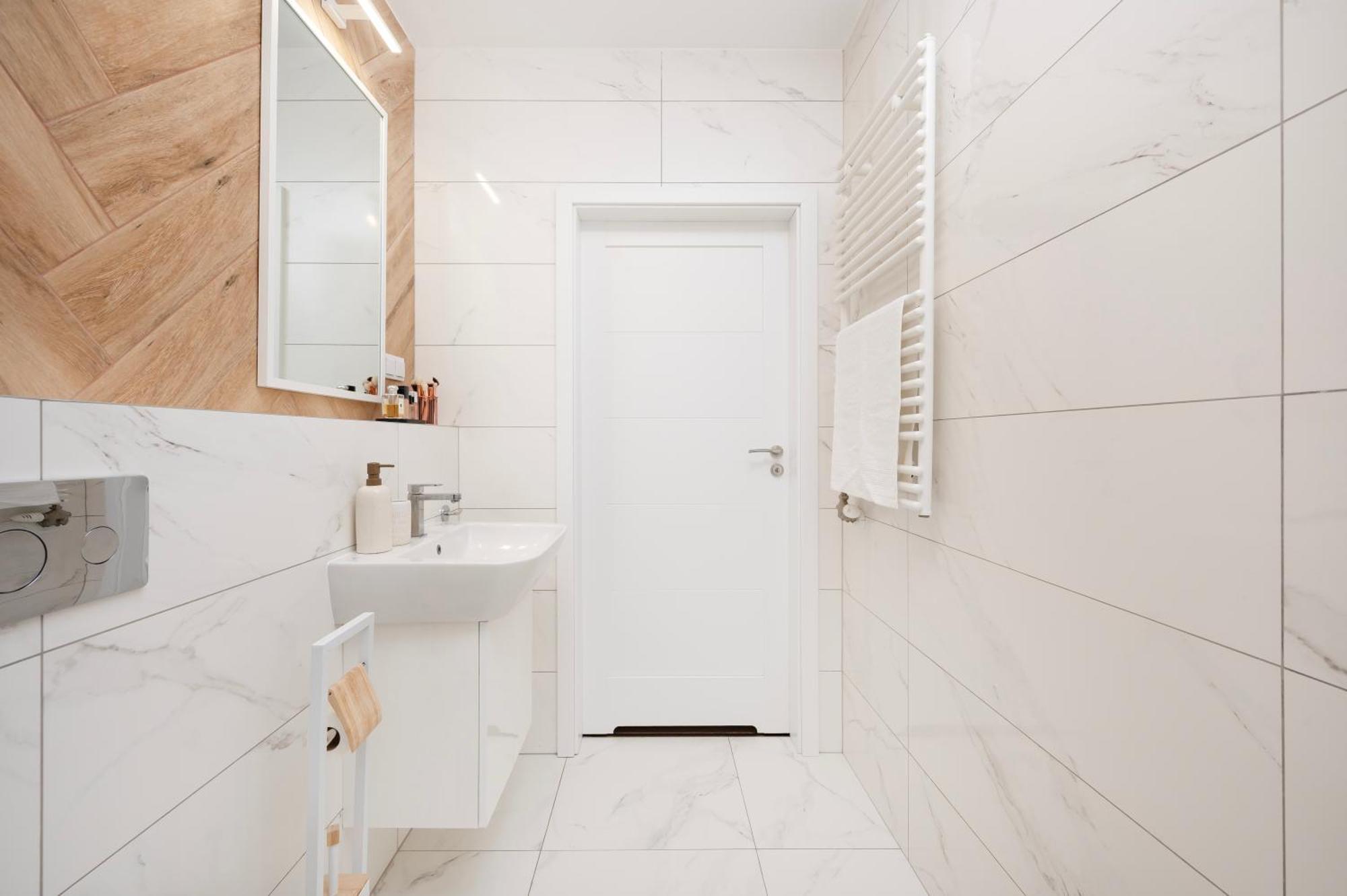 Apartamenty Fuzja - Komfortowe Mieszkania Blisko Centrum Lodzi Garaz Экстерьер фото